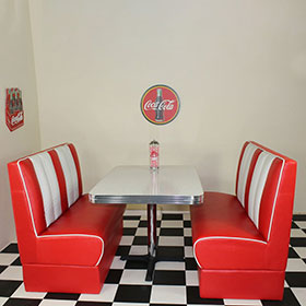 1950s retro diner table and booths R-8111-American restaurant furniture fifties retro style red diner booth seating and rero table set furniture for sale