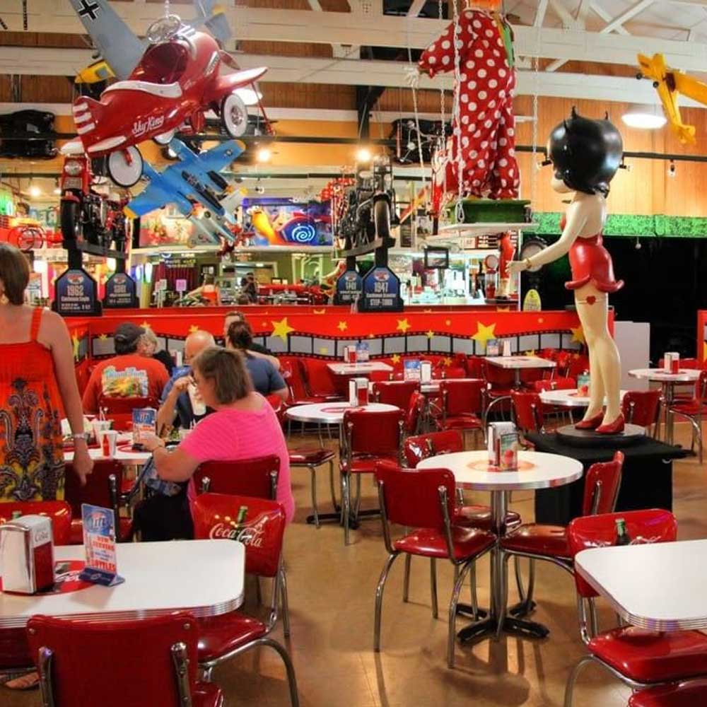 American 1950s style retro diner round table and chairs set, square retro diner table and chairs set