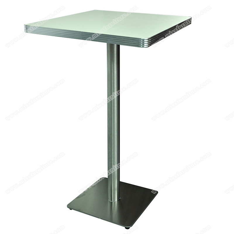 High quality American 1950s retro square bar table, Formica lamiante veneer with plywood 1.1m bar room table